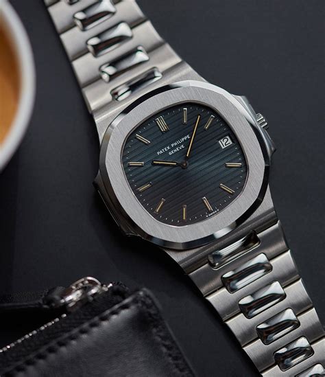 patek philippe nautilus vintage.